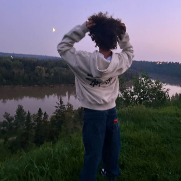 Meet your Posher, Carrie - Picture 1 of 1